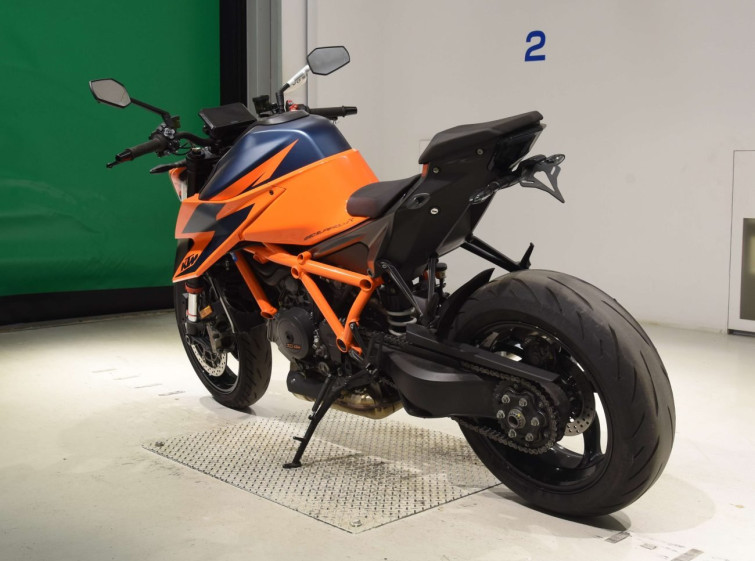 Мотоцикл KTM 1290 SUPERDUKE R з пробігом 11741 km з пробігом 11741 km