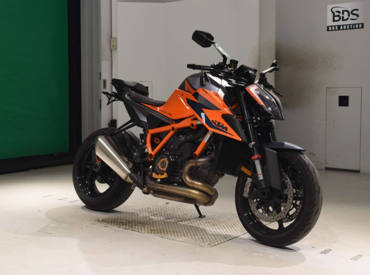 Мотоцикл KTM 1290 SUPERDUKE R з пробігом 11741 km з пробігом 11741 km