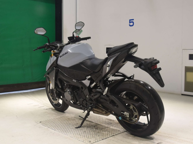 Мотоцикл Suzuki GSX-S1000-2 с пробегом 4774 km с пробегом 4774 km