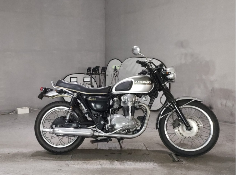 Мотоцикл Kawasaki W650 з пробігом 44005 km