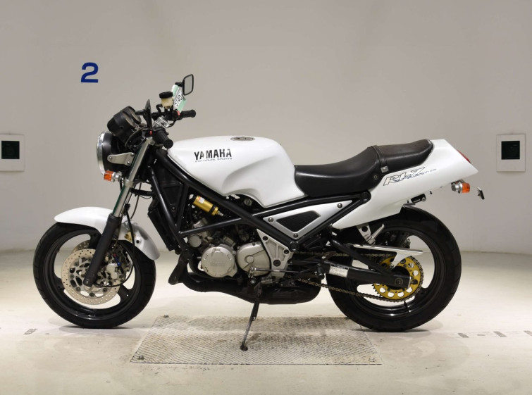 Мотоцикл Yamaha R1-Z с пробегом 24487 km с пробегом 24487 km