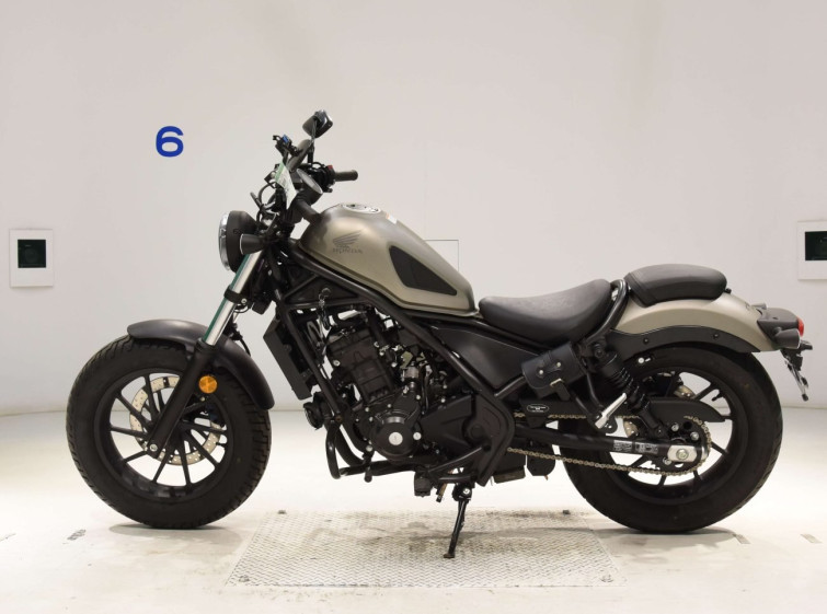 Мотоцикл Honda REBEL CMX250 з пробігом 712 km з пробігом 712 km