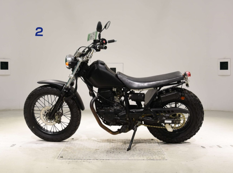 Мотоцикл Yamaha TW200E з пробігом 26332 km з пробігом 26332 km