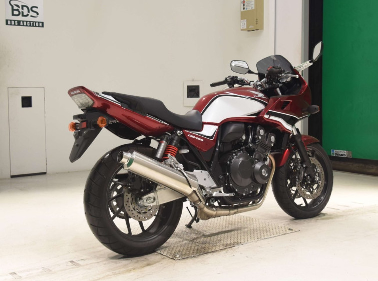 Мотоцикл Honda CB400SFA BOLDOR с пробегом 447 km с пробегом 447 km