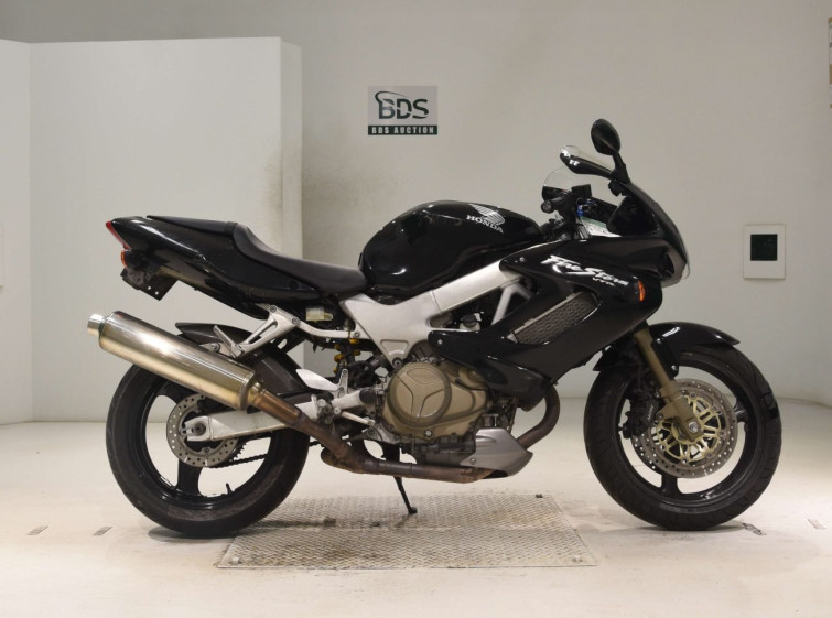 Мотоцикл Honda VTR1000F с пробегом 39496 km