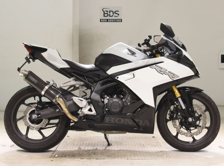 Мотоцикл Honda CBR250RR з пробігом 10607 km