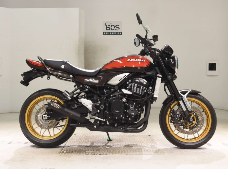Мотоцикл Kawasaki Z900RS з пробігом 1654 km