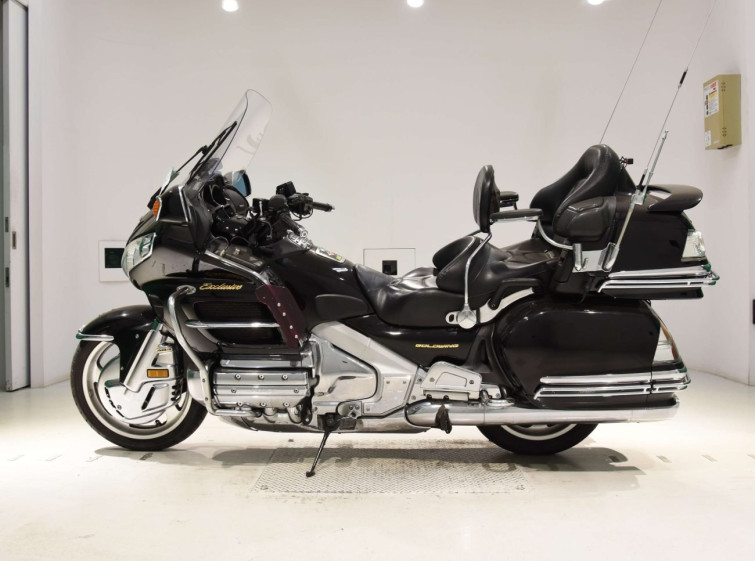 Мотоцикл Honda GL1800 с пробегом 72606 km с пробегом 72606 km