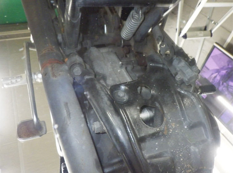 Мотоцикл Yamaha SR400 з пробігом 24375 km з пробігом 24375 km