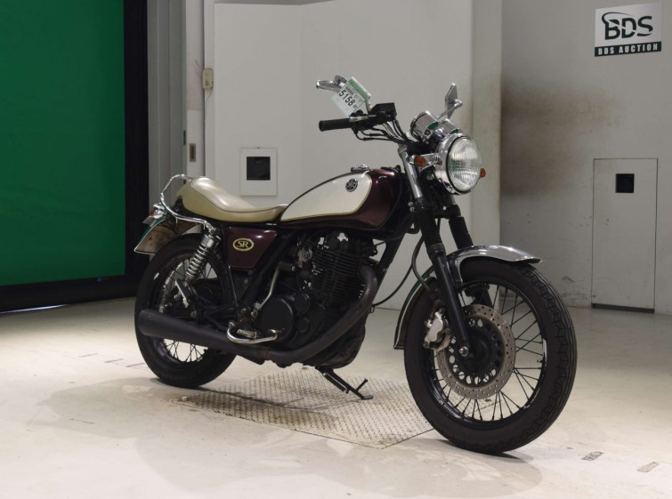 Мотоцикл Yamaha SR400 з пробігом 24375 km з пробігом 24375 km