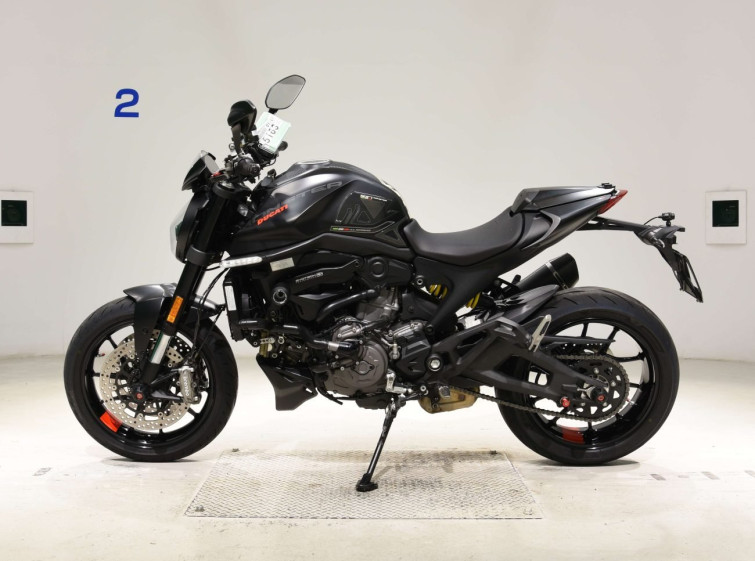 Мотоцикл Ducati 937+ з пробігом 13839 km з пробігом 13839 km