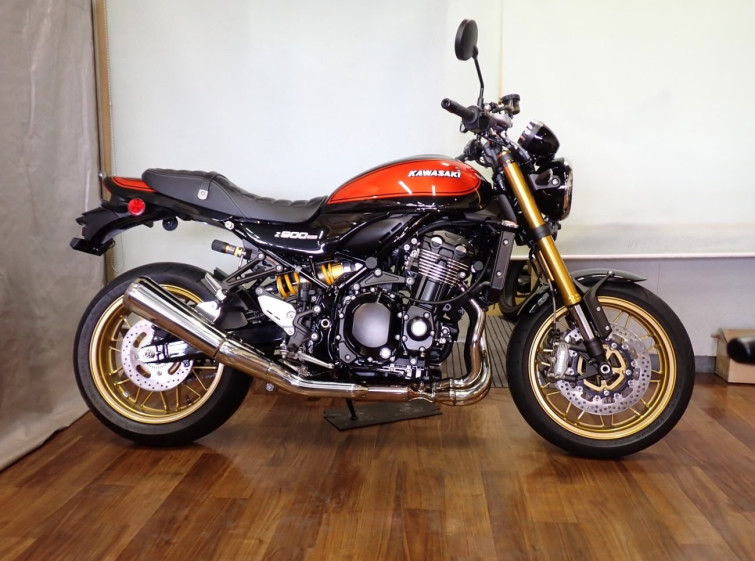 Мотоцикл Kawasaki Z900RS SE