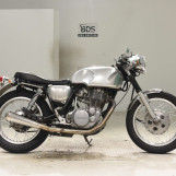 Мотоцикл Yamaha SR400 з пробігом 16808 km з пробігом 16808 km