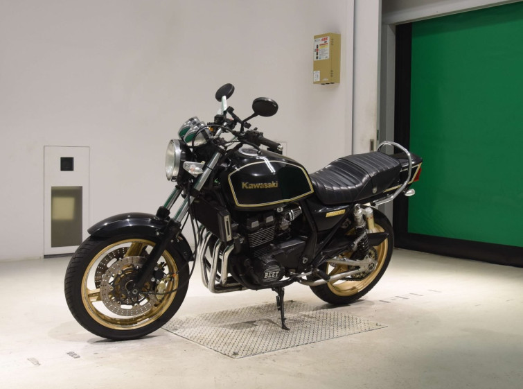 Мотоцикл Kawasaki ZRX400 с пробегом 13741 km с пробегом 13741 km