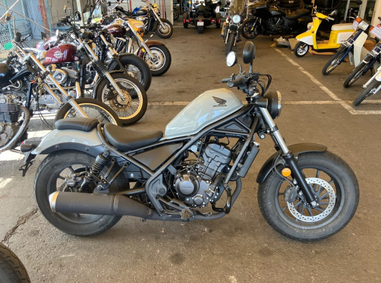 Мотоцикл Honda REBEL CMX250 з пробігом 75 km