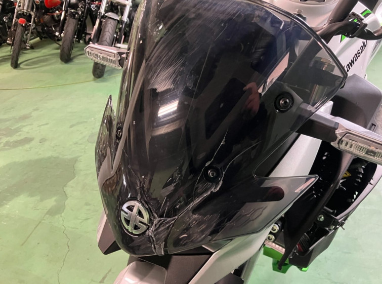 Мотоцикл Kawasaki Z7 HYBRID