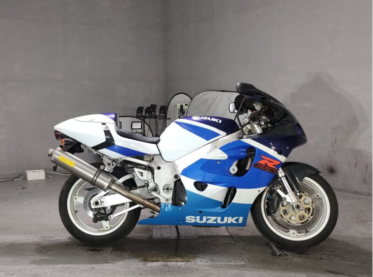 Мотоцикл Suzuki GSX-R750 з пробігом 27142 km