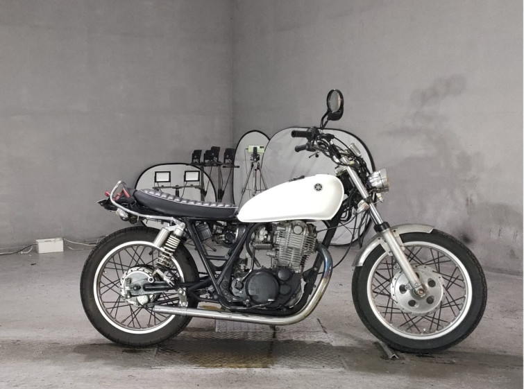 Мотоцикл Yamaha SR400 з пробігом 10219 km
