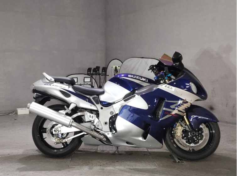 Мотоцикл Suzuki GSX1300R HAYABUSA з пробігом 12185 km
