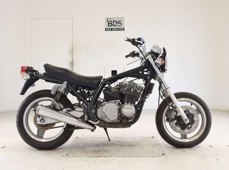 Мотоцикл Kawasaki ZEPHYR750 з пробігом 67932 km