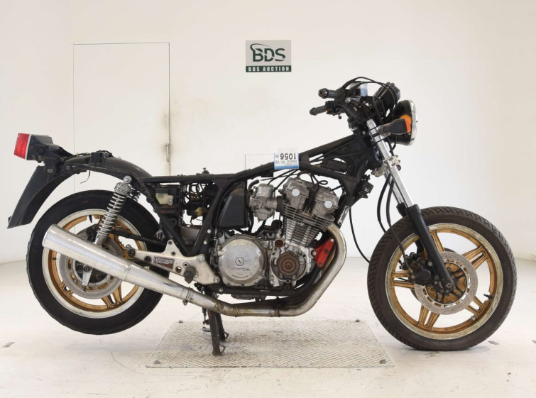 Мотоцикл Honda HORNET CB900F с пробегом 44970 km