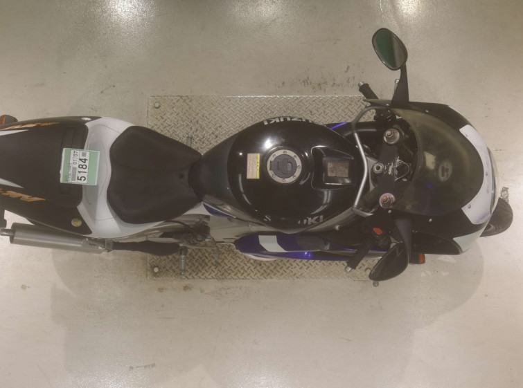 Мотоцикл Suzuki RGV250 с пробегом 15381 km с пробегом 15381 km