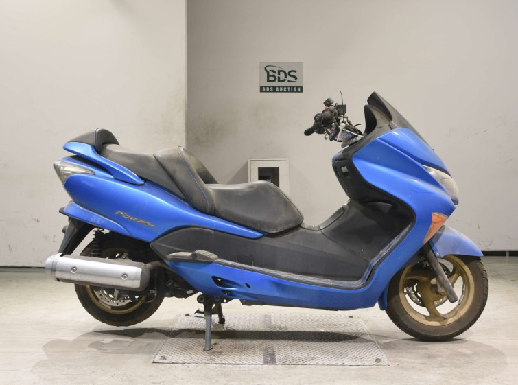 Мотоцикл Honda FORZA Z