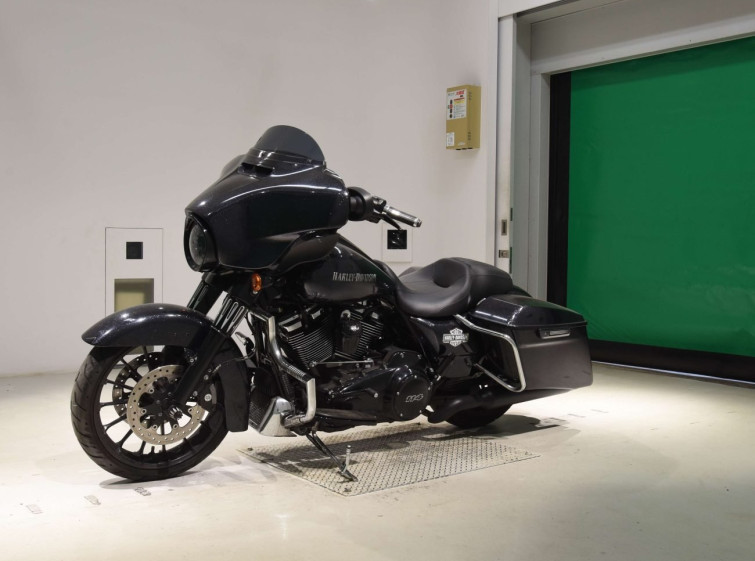 Мотоцикл HD STREET GLIDE FLHXS1870 с пробегом 66014 km с пробегом 66014 km