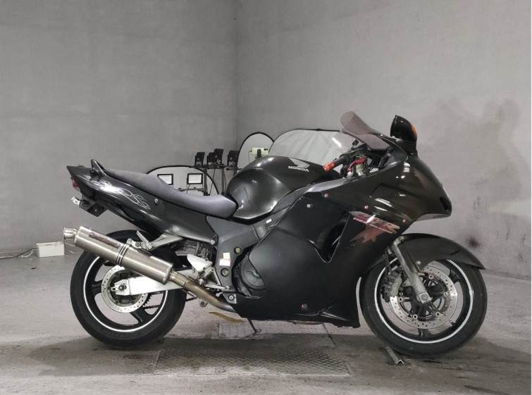 Мотоцикл Honda CBR1100XX BLACKBIRD с пробегом 12994 km