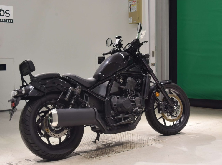 Мотоцикл Honda REBEL CMX1100DCT з пробігом 2893 km з пробігом 2893 km