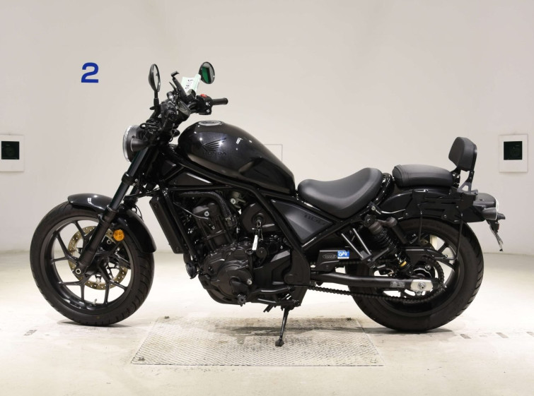Мотоцикл Honda REBEL CMX1100DCT з пробігом 2893 km з пробігом 2893 km