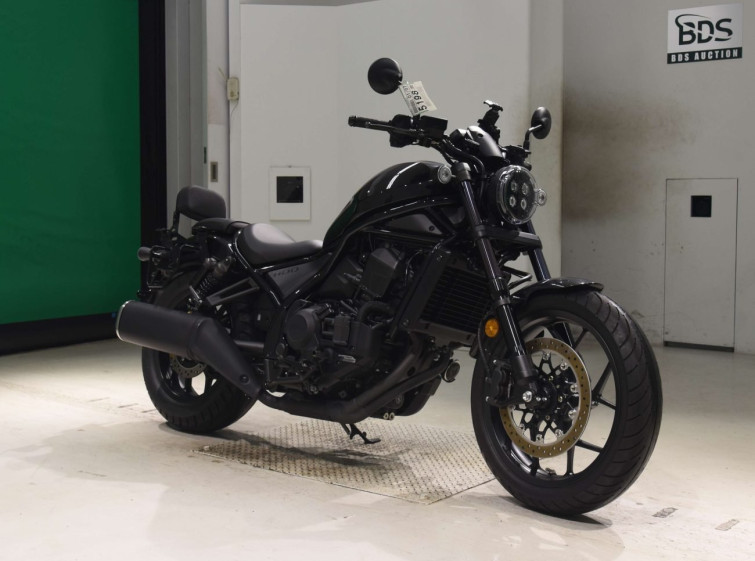 Мотоцикл Honda REBEL CMX1100DCT з пробігом 2893 km з пробігом 2893 km