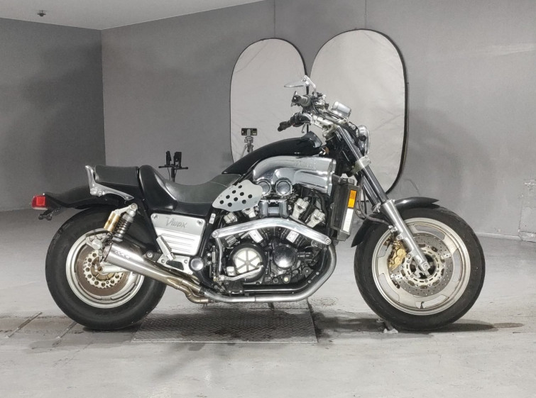 Мотоцикл Yamaha V-MAX1200 з пробігом 45497 km