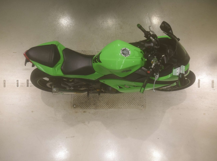 Мотоцикл Kawasaki NINJA250 с пробегом 9250 km с пробегом 9250 km
