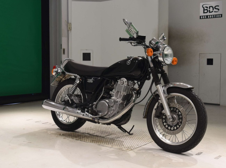 Мотоцикл Yamaha SR400 з пробігом 11434 km з пробігом 11434 km