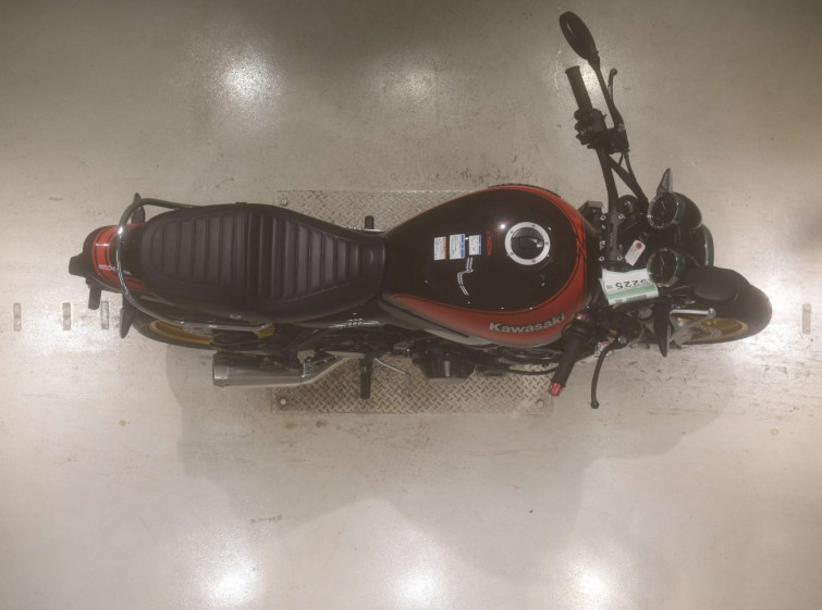 Мотоцикл Kawasaki Z900RS з пробігом 7292 km з пробігом 7292 km