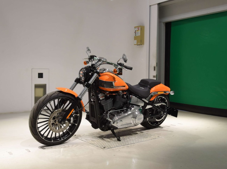 Мотоцикл HD FXBR1920 з пробігом 9506 km з пробігом 9506 km