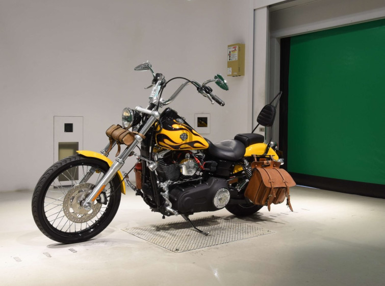 Мотоцикл HD WIDE GLIDE FXDWG1580 з пробігом 3219 km з пробігом 3219 km