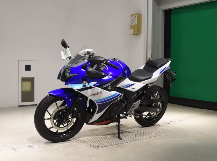 Мотоцикл Suzuki GSX250R з пробігом 9229 km з пробігом 9229 km