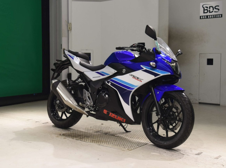 Мотоцикл Suzuki GSX250R з пробігом 9229 km з пробігом 9229 km