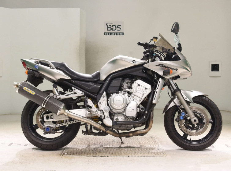 Мотоцикл Yamaha FZS1000 FAZER с пробегом 35401 km
