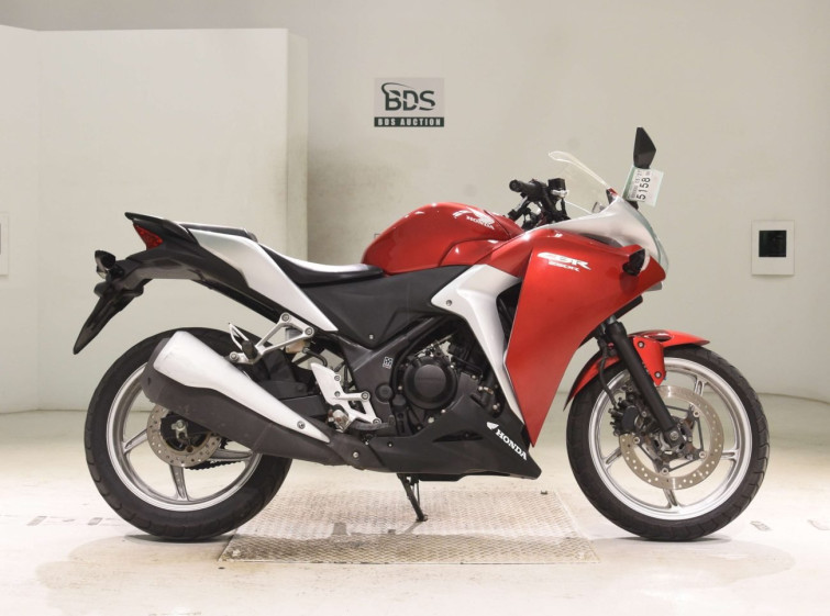 Мотоцикл Honda CBR250R с пробегом 21081 km