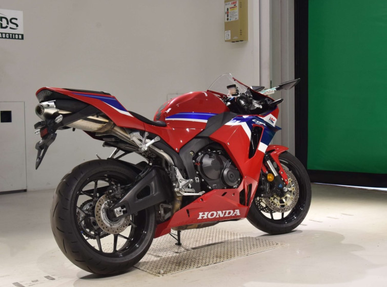 Мотоцикл Honda CBR600RR с пробегом 2676 km с пробегом 2676 km