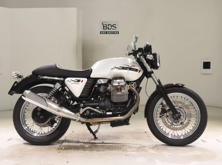 Мотоцикл Moto Guzzi V7 CAFE CLASSIC с пробегом 24251 km