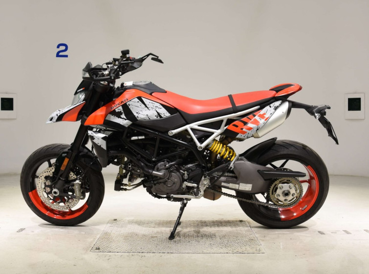 Мотоцикл Ducati HYPERMOTARD 950 с пробегом 4185 km с пробегом 4185 km