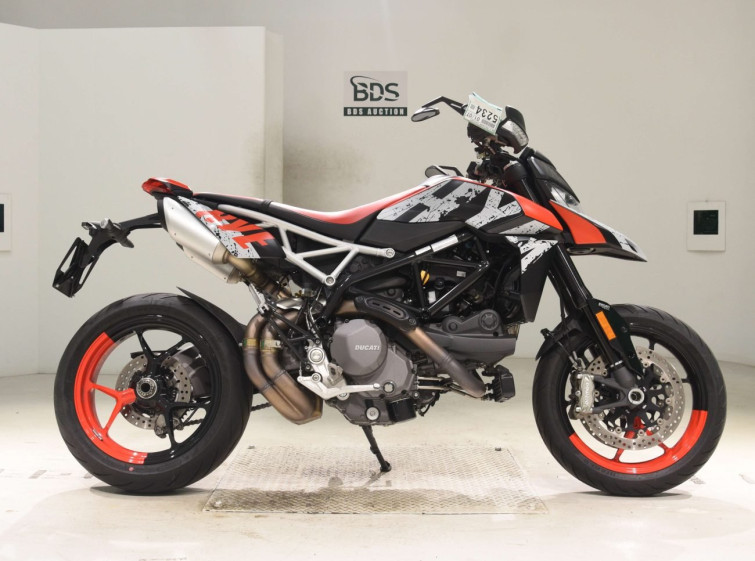 Мотоцикл Ducati HYPERMOTARD 950 с пробегом 4185 km с пробегом 4185 km