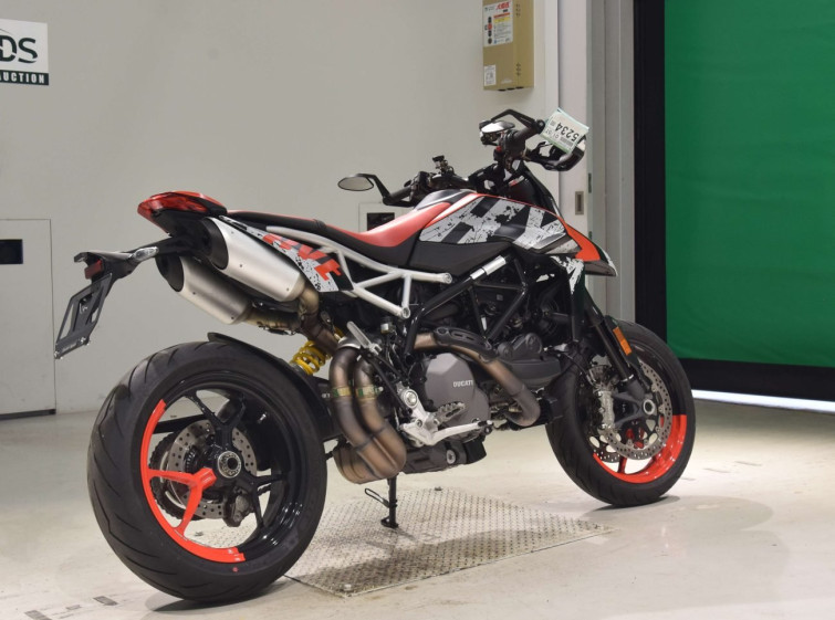 Мотоцикл Ducati HYPERMOTARD 950 с пробегом 4185 km с пробегом 4185 km