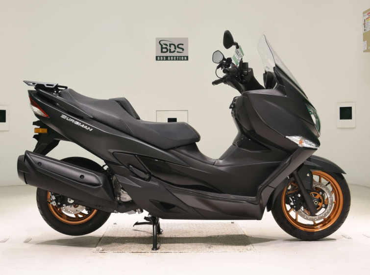 Мотоцикл Suzuki BURGMAN400A с пробегом 65 km