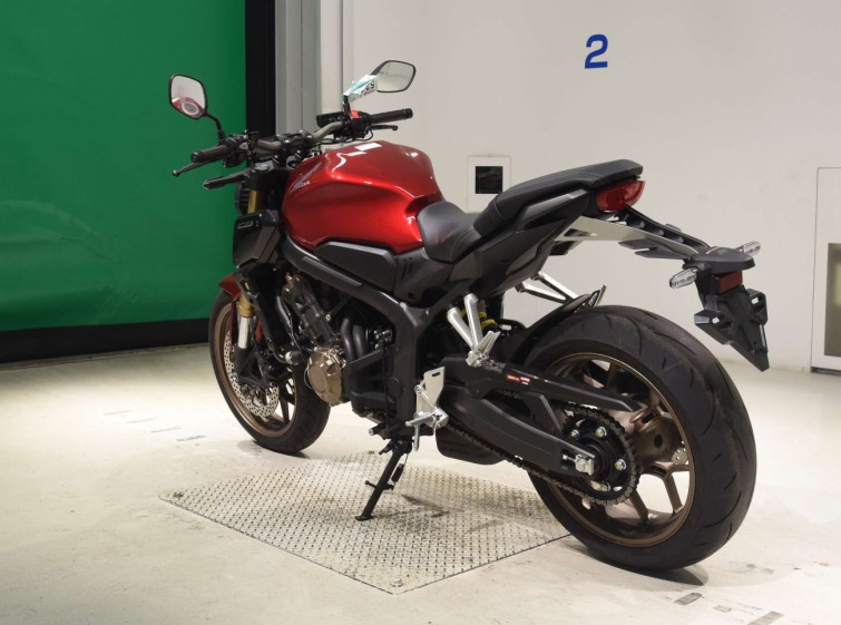Мотоцикл Honda CB650R з пробігом 6543 km з пробігом 6543 km