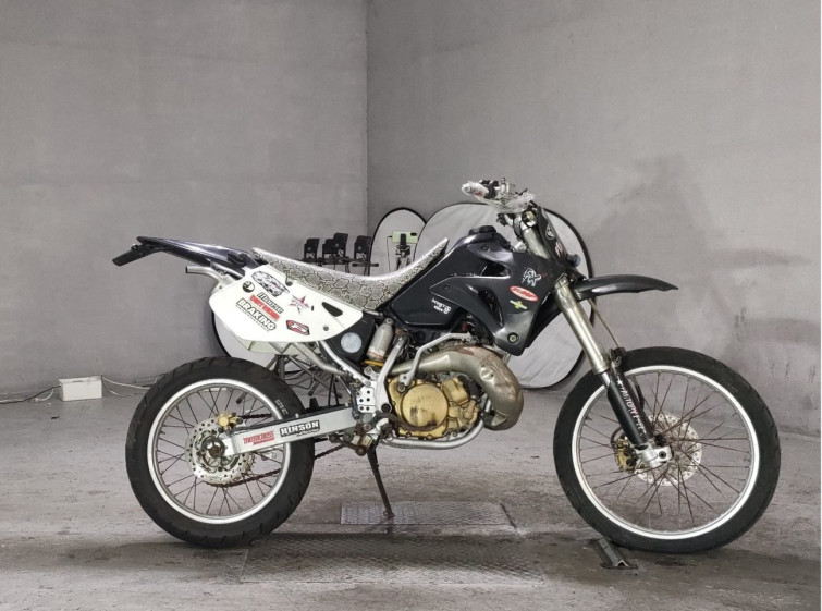 Мотоцикл Honda CRM250AR